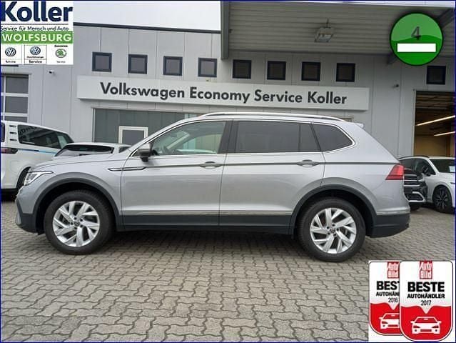Silber Gebraucht 2024 VW Tiguan Allspace SUV | 35.570 € (Superpreis) - Bild 1/4
