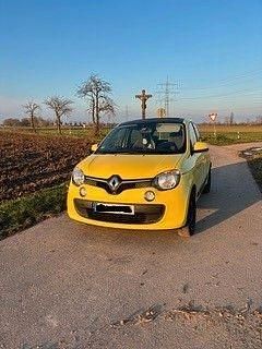 Gelb Gebraucht 2017 Renault Twingo Liberty Kleinwagen | 4.990 € (Superpreis) - Bild 1/4