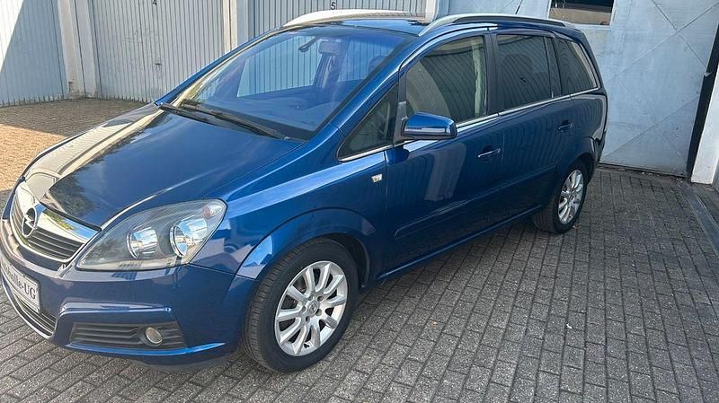 Blau Gebraucht 2006 Opel Zafira Edition Van / Kleinbus | 2.980 € (Fairer Preis) - Bild 1/4