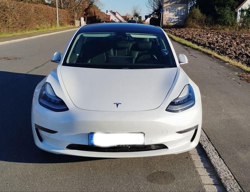 Gebraucht Tesla Model 3 Performance 366 kW (498 PS) 2019 Weiß Limousine