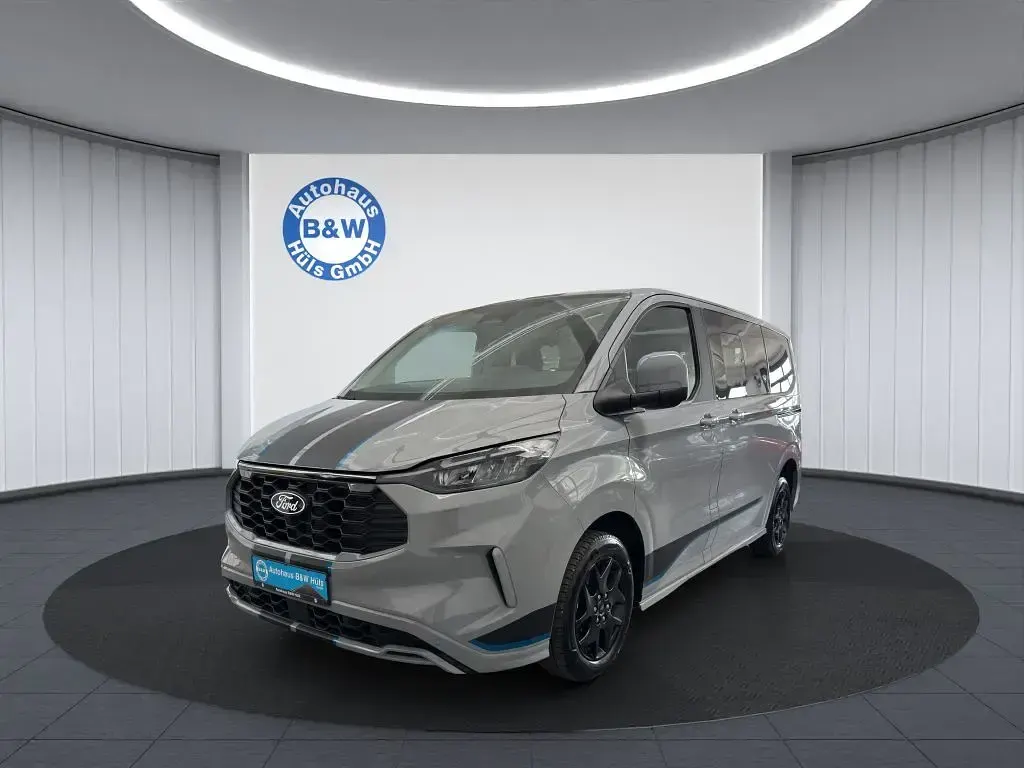 Gebraucht Ford Tourneo Sport 170 PS (125 kW) 2025 Fancygrau Van / Kleinbus