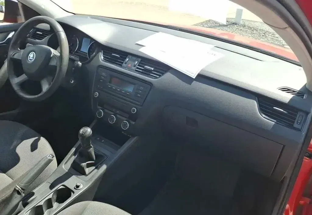 Gebraucht Skoda Octavia 105 PS (77 kW) 2015 Rot Kombi