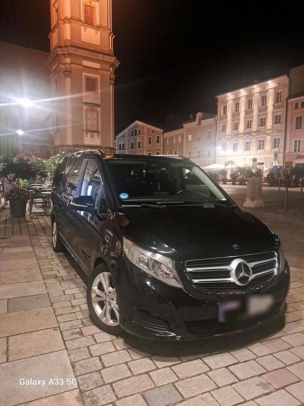 Gebraucht Mercedes V250 190 PS (139 kW) 2015 Schwarz Van / Kleinbus