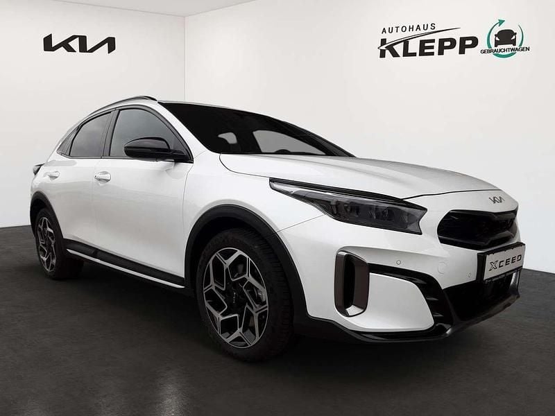 Neu Kia XCeed GT-Line 179 PS (131 kW) 2025 Deluxe weiss metallic SUV