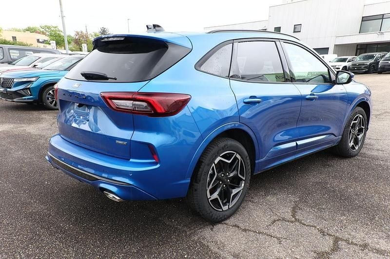 Uusi Ford Kuga ST-Line 182 HP (133 kW) 2026 Sininen Katumaasturi