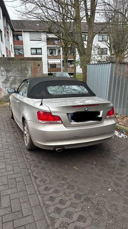 Gebraucht BMW 118 Cabriolet 143 PS (105 kW) 2009 Grau Cabrio