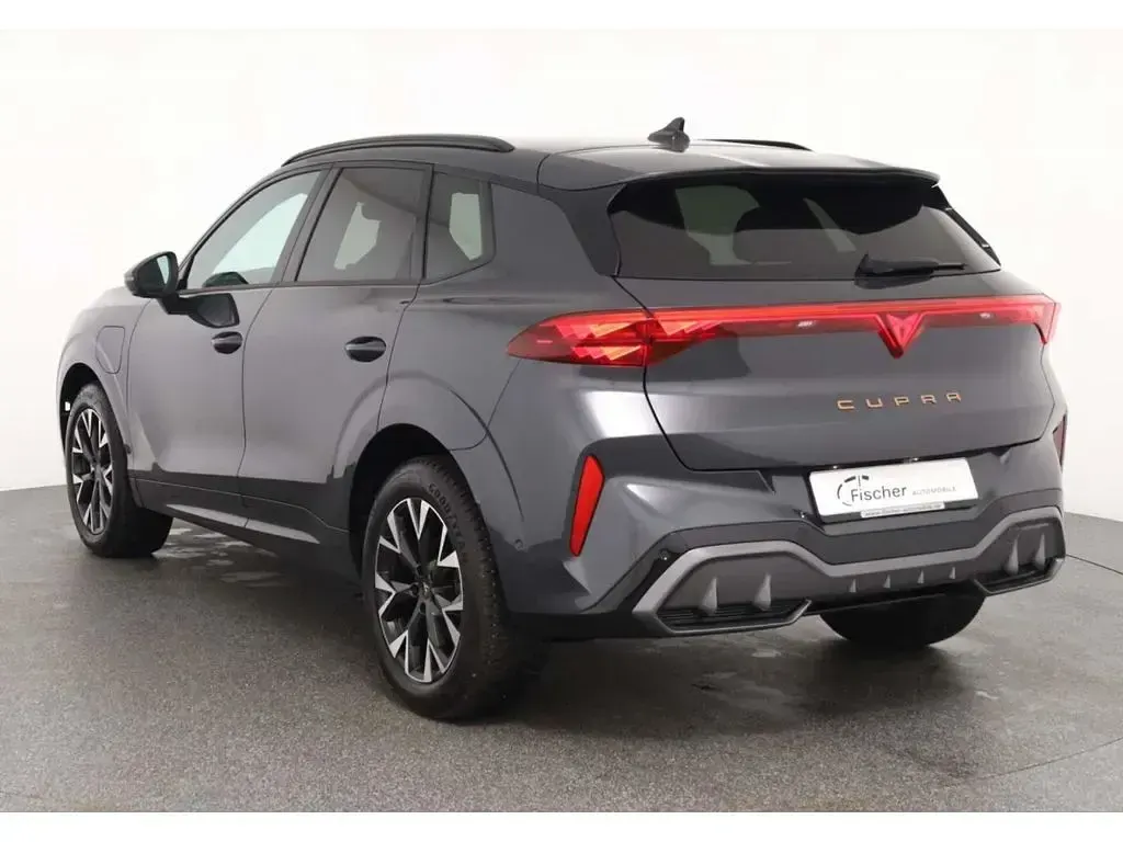 Gebraucht Cupra Terramar 204 PS (150 kW) 2025 Timanfaya grau SUV