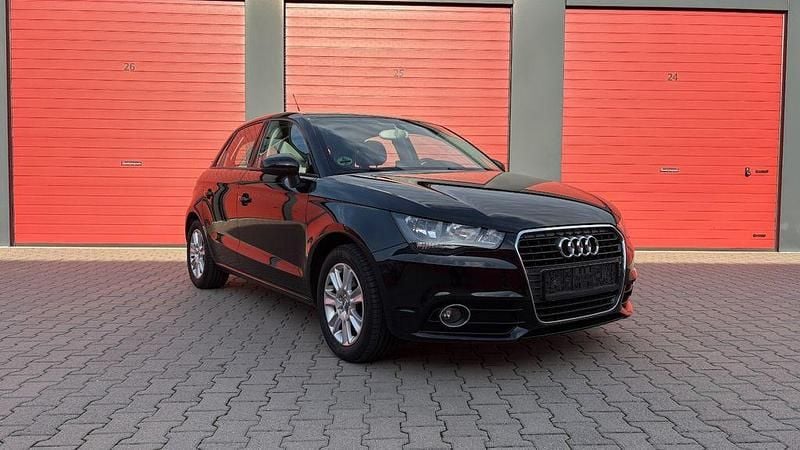 Gebraucht Audi A1 Sportback Attraction 122 PS (89 kW) 2013 Schwarz Kleinwagen