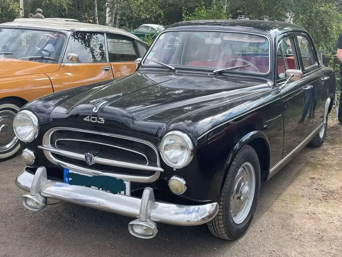 Gebraucht Peugeot 403 57 PS (41 kW) 1957 Schwarz Limousine