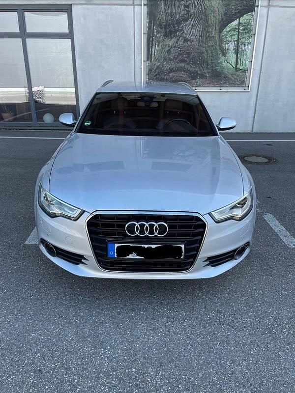 Gebraucht Audi A6 Ambiente 190 PS (139 kW) 2015 Silber Kombi