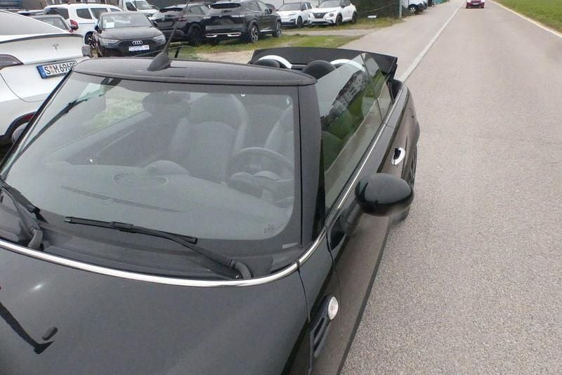 Gebraucht Mini Cooper Cabriolet 122 PS (89 kW) 2013 Schwarz Cabrio