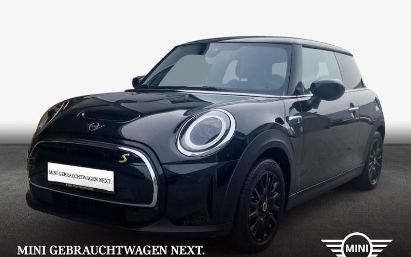 Gebraucht Mini Cooper Essential 135 kW (184 PS) 2023 Schwarz Kleinwagen