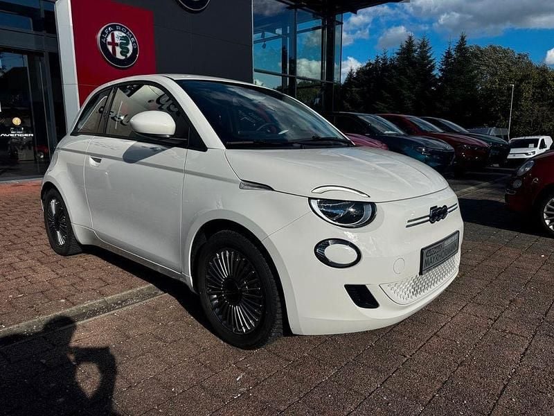 Gebraucht Fiat 500e 86 kW (118 PS) 2023 Weiß