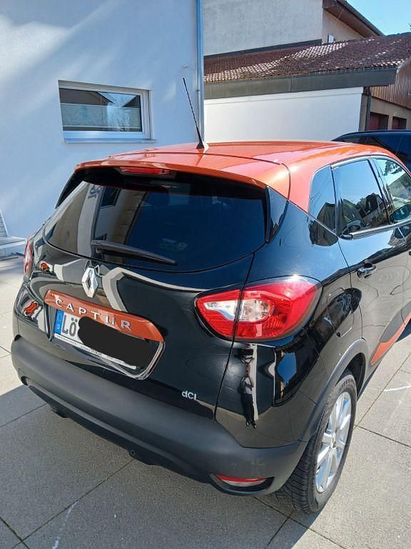 Gebraucht Renault Captur Intens 110 PS (80 kW) 2016 Schwarz SUV
