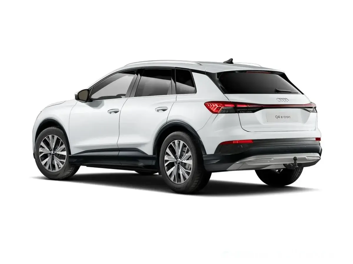Gebraucht Audi Q4 e-tron Ambiente 210 kW (286 PS) 2025 Gletscherweiß metallic SUV