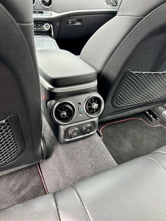 Gebraucht Kia Stinger GT 366 PS (269 kW) 2019 Schwarz Kleinwagen