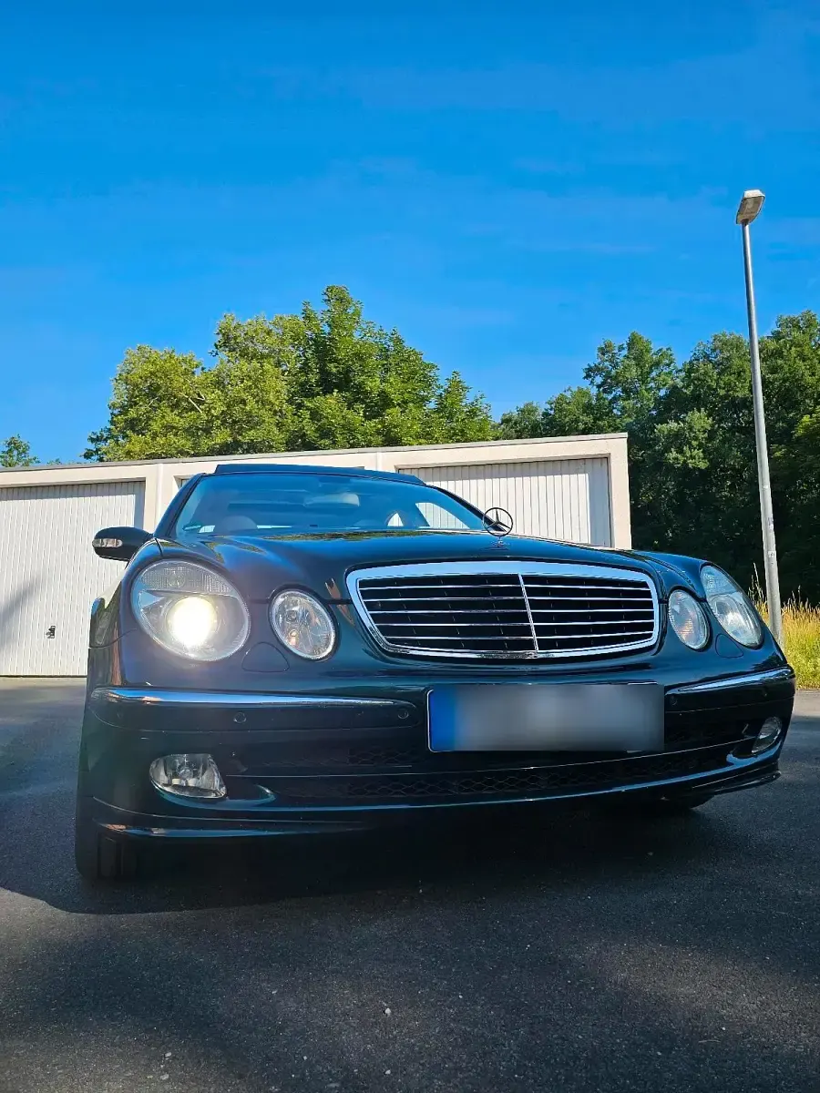 Gebraucht Mercedes E320 Avantgarde 224 PS (164 kW) 2002 Grün Limousine