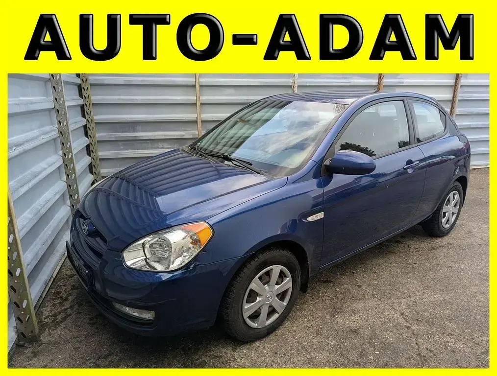 Second-hand Hyundai Accent 97 CP (71 kW) 2007 Albastru Hatchback