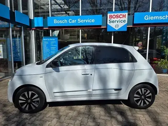 Gebraucht Renault Twingo Techno 60 kW (82 PS) 2023 Weiß Kleinwagen