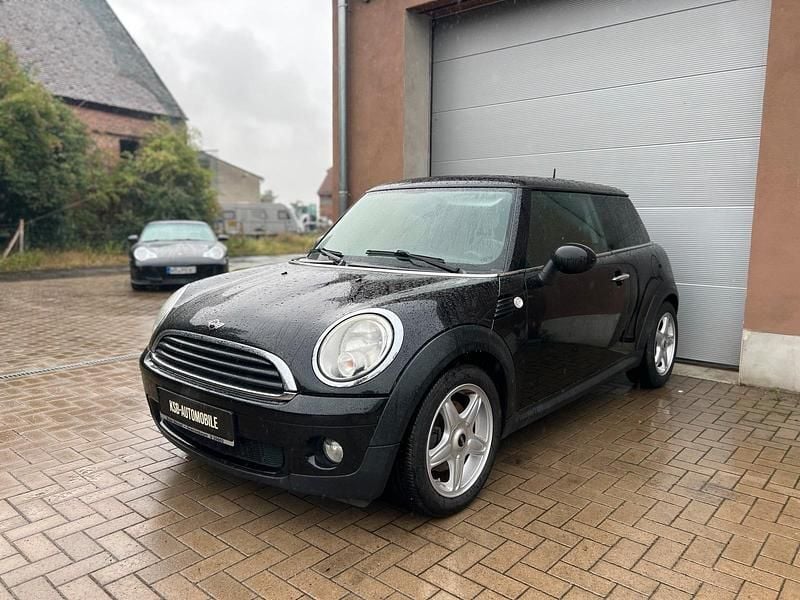 Schwarz Gebraucht 2009 Mini ONE Kleinwagen | 4.499 € - Bild 1/4