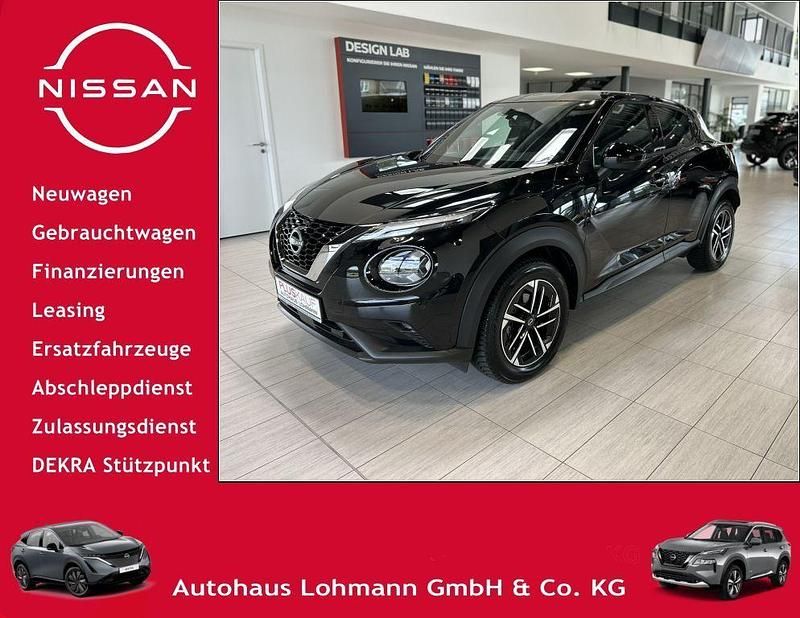 Pearl black Gebraucht 2024 Nissan Juke N-Connecta SUV | 23.250 € (Fairer Preis) - Bild 1/4