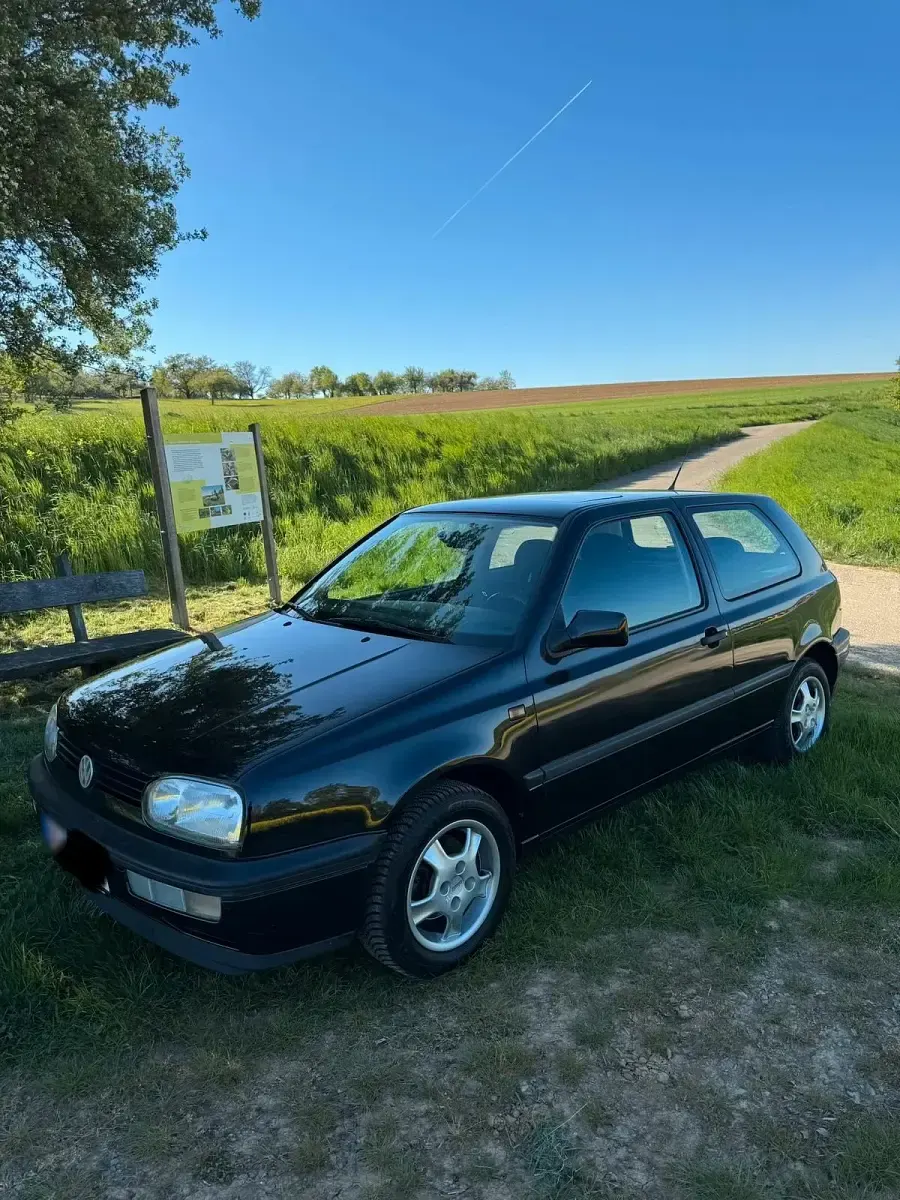 Gebraucht VW Golf 90 PS (66 kW) 1995 Schwarz Coupé