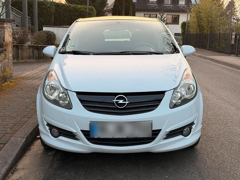 Gebraucht Opel Corsa OPC 80 PS (58 kW) 2009 Weiß Kleinwagen