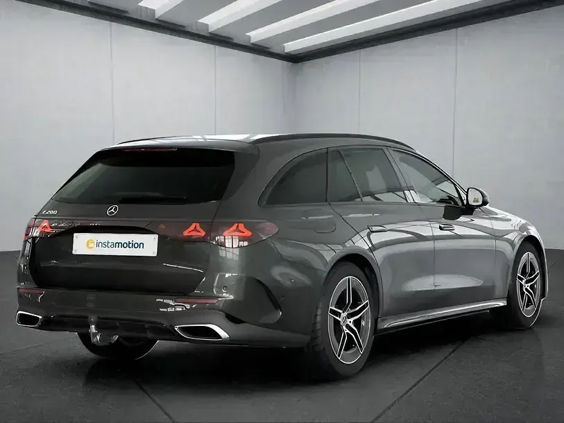 Gebraucht Mercedes E200 2025 Grau Limousine