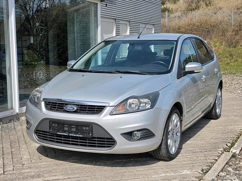 Gebraucht Ford Focus 101 PS (74 kW) 2008 Silber Kleinwagen