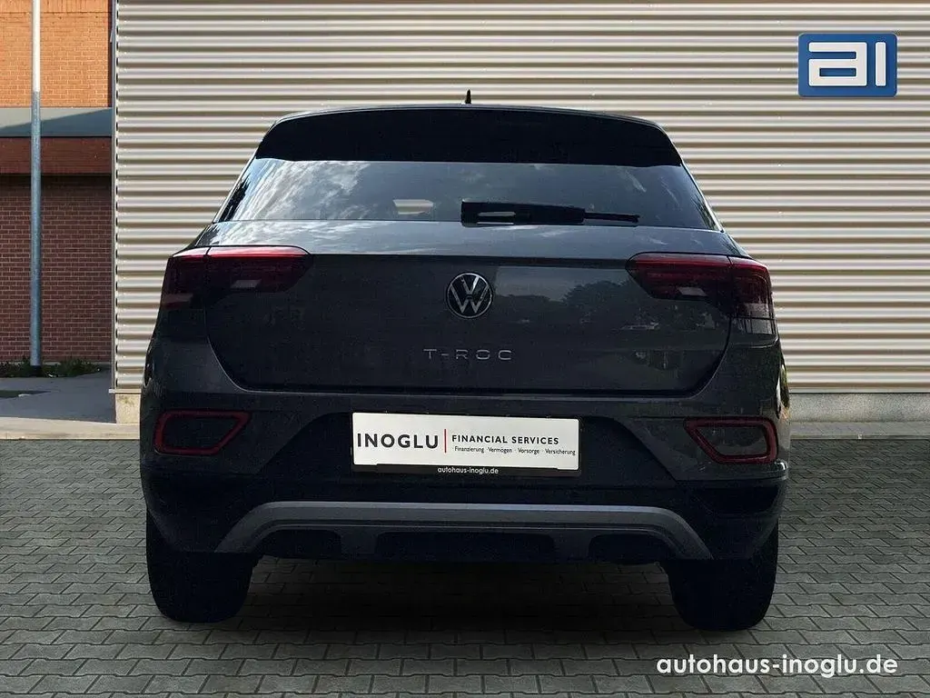 Gebraucht VW T-Roc Life 150 PS (110 kW) 2025 Grau SUV