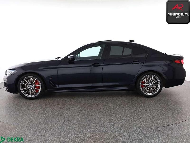 Gebraucht BMW M550 Performance 530 PS (389 kW) 2022 Carbonschwarz Limousine