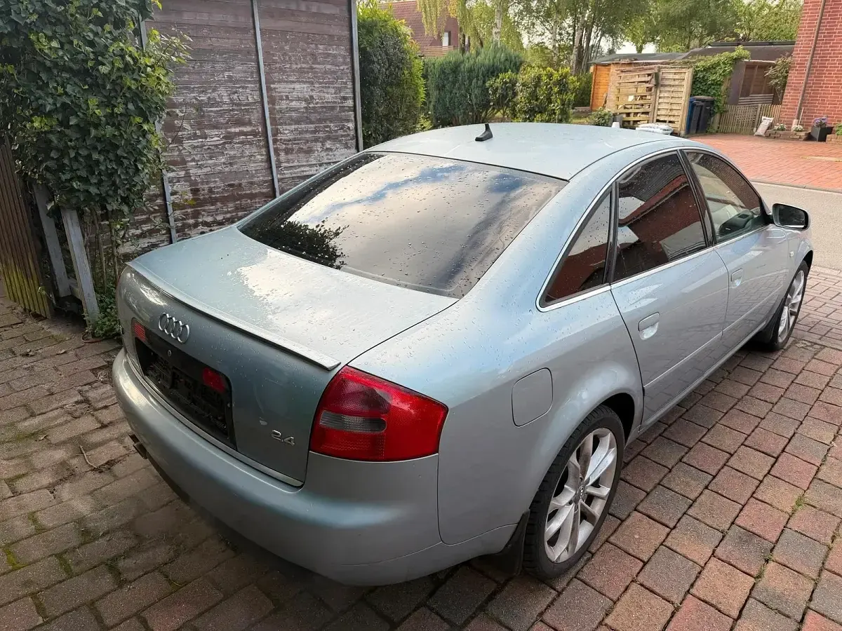 Gebraucht Audi A6 170 PS (125 kW) 2003 Blau Limousine