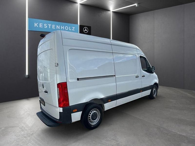 Gebraucht Mercedes Sprinter 85 kW (116 PS) 2022 Weiß Van