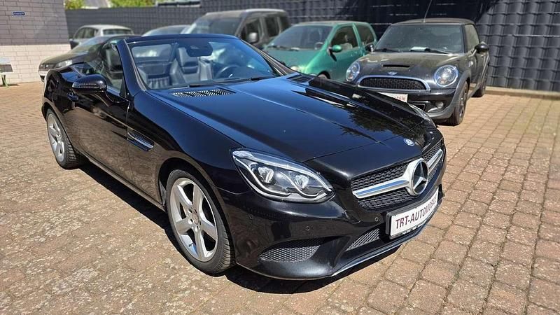 Gebraucht Mercedes SLC200 184 PS (135 kW) 2017 Obsidianschwarz  metalliclack Cabrio