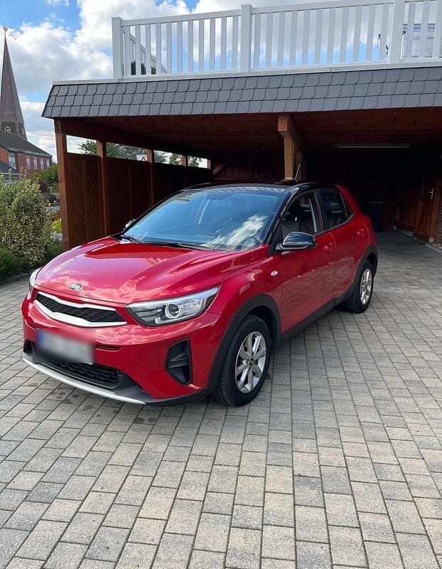 Rot Gebraucht 2019 Kia Stonic SUV | 10.900 € (Guter Preis) - Bild 1/4
