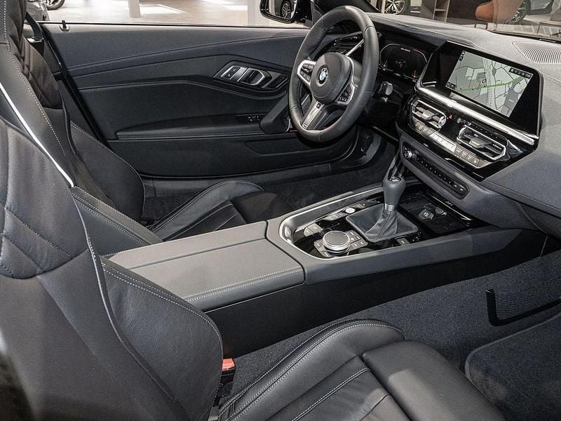 Neu BMW Z4 Pure Impulse 340 PS (250 kW) 2025 Grün Cabrio