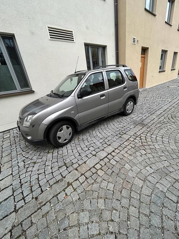 Gebraucht Suzuki Ignis 70 PS (51 kW) 2004 Grau Kleinwagen