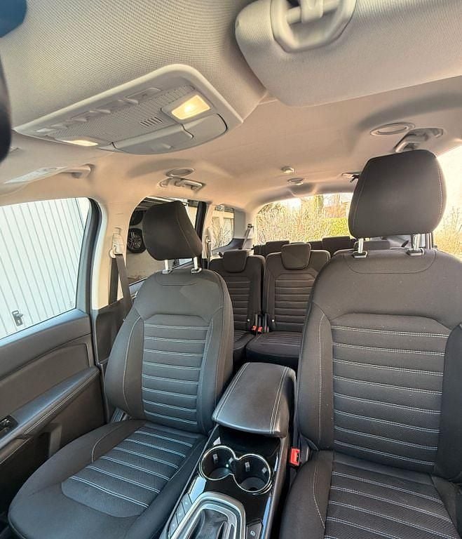 Gebraucht Ford Galaxy Titanium 211 PS (155 kW) 2016 Grau Van / Kleinbus