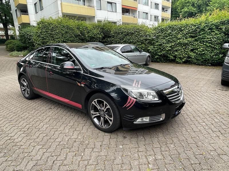 Schwarz Gebraucht 2011 Opel Insignia Limousine | 4.350 € (Guter Preis) - Bild 1/4
