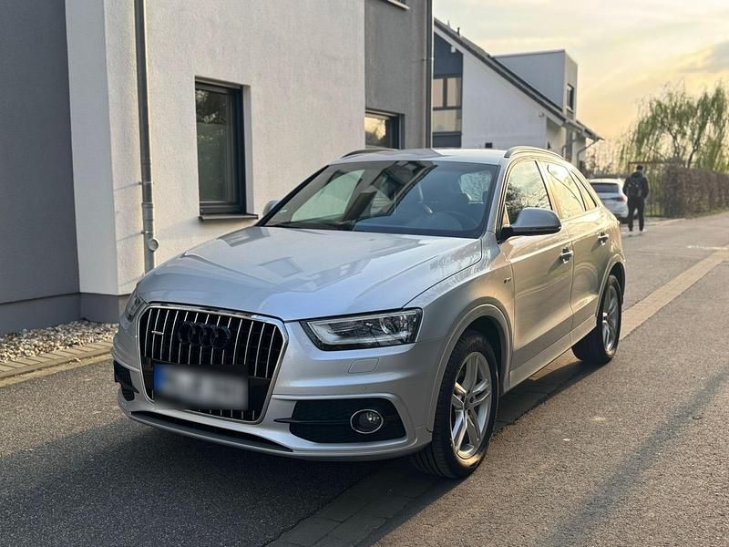 Gebraucht Audi Q3 S-Line 140 PS (102 kW) 2013 Silber SUV