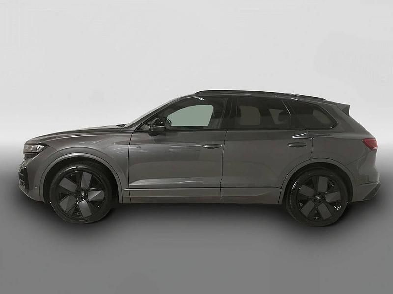Usata VW Touareg Style 286 CV (210 kW) 2025 Grigio SUV