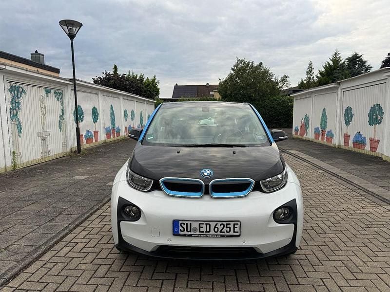 Weiß Gebraucht 2015 BMW i3 Kleinwagen | 11.600 € (Fairer Preis) - Bild 1/4