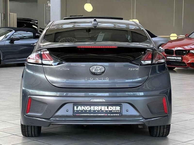 Gebraucht Hyundai Ioniq Premium 141 PS (103 kW) 2021 Iron gray / mic Kleinwagen