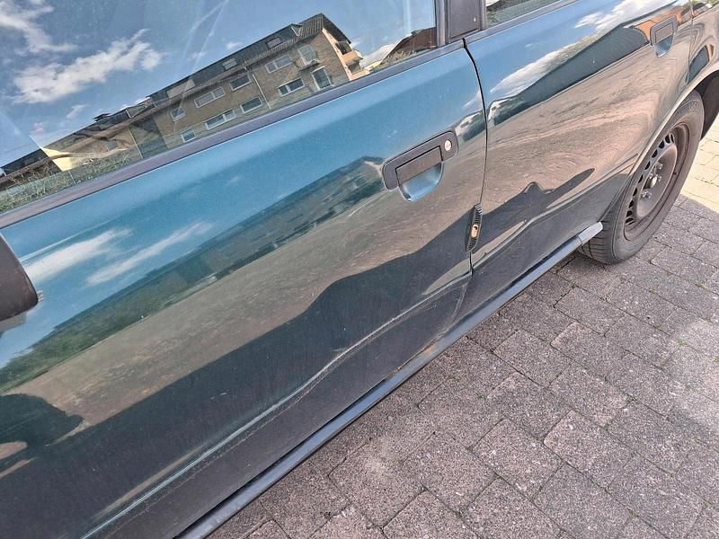 Usata Audi A4 1995 Verde Berlina