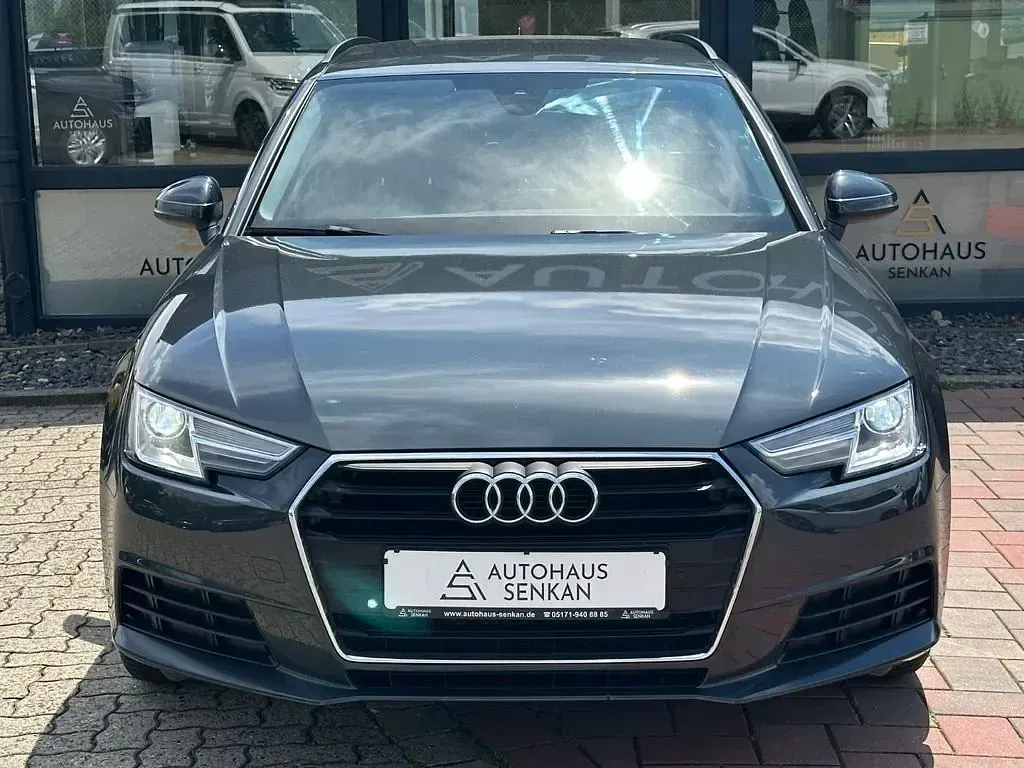Gebraucht Audi A4 Ambiente 150 PS (110 kW) 2017 Grau Kombi
