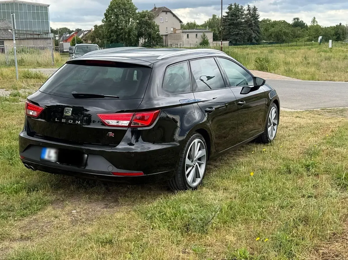 Gebraucht Seat Leon ST FR 150 PS (110 kW) 2017 Schwarz Kombi