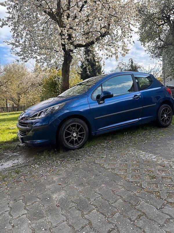 Gebraucht Peugeot 207 88 PS (64 kW) 2006 Blau Kleinwagen