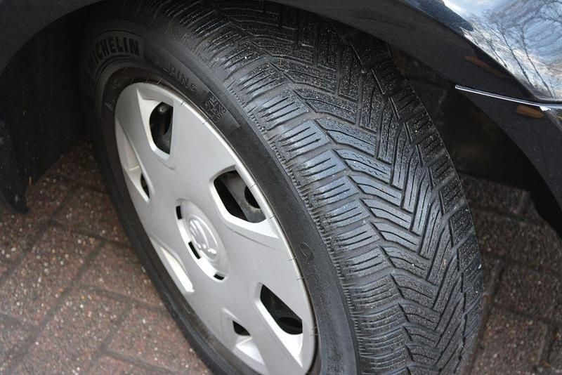 Gebraucht Skoda Octavia Elegance 105 PS (77 kW) 2014 Schwarz Kleinwagen