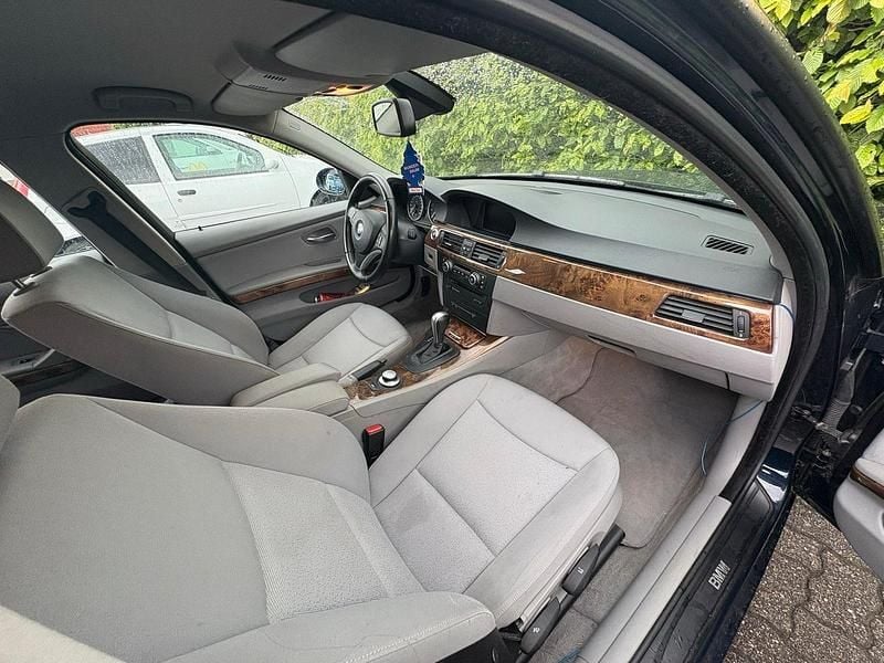 Blau Gebraucht 2007 BMW 318 Kombi | 3.000 € (Guter Preis) - Bild 1/4