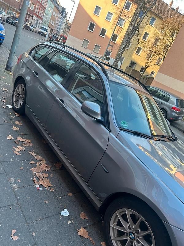 Gebraucht BMW 320 190 PS (139 kW) 2010 Kombi